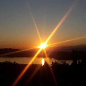 tramonto-al-lago.it-lombardy.com/